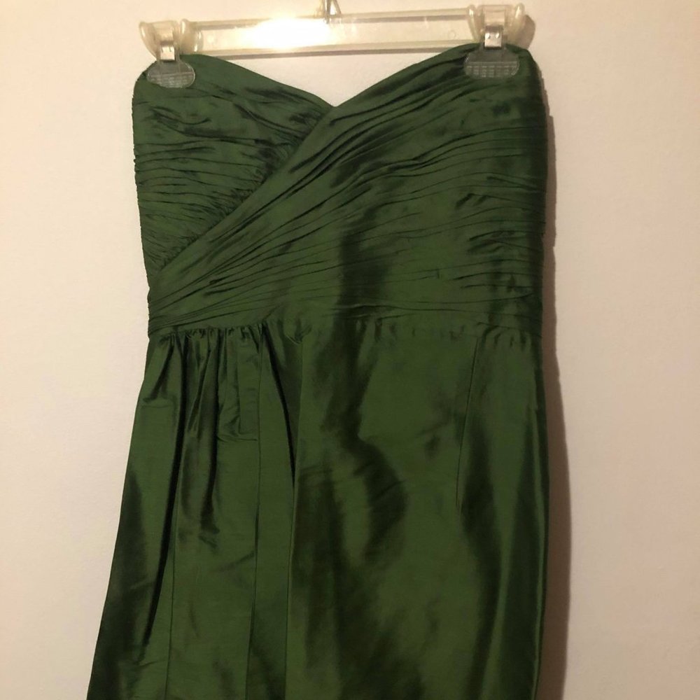 Vera Wang Lavender Label Strapless Emerald Green Satin Gown